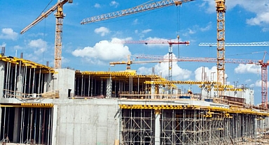 Kamu müteahhitleri fena ağlıyor