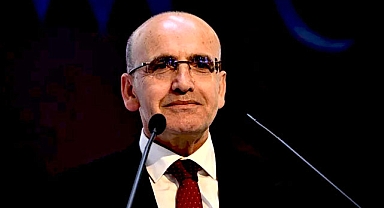 Puan 400'ün altına indi Bakan Şimşek çok sevindi