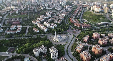 SGK, Ankara'da 11 arsa ve 1 bina satıyor