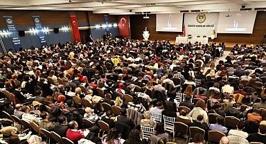 Kira tespit davaları seminerinde salonu avukatlar doldurdu