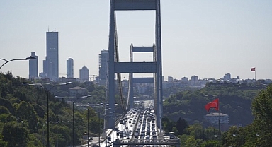 Köprü ve otoyol geçiş fiyatlarına yılın üçüncü zammı yapıldı