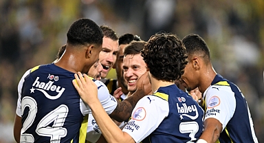 Fenerbahçe Antalya'da kazanmasını bildi