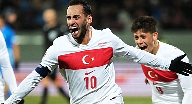 A Milli Takım tarih yazdı! Montella'dan takıma övgü