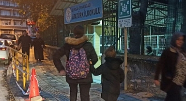 Karanlık sabahlara devam: Türkiye'de kış saati uygulanmıyor, saat farkı 2'ye çıktı