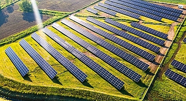Güneş Enerjisi Yatırımlarında Tarih Güncellemesi: Yatırımcıya Ek Süre İmkanı