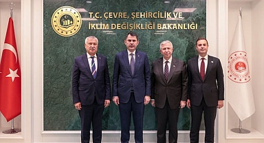 Bakan Kurum, Ankara, Adana ve Balıkesir belediye başkanını makamında ağırladı