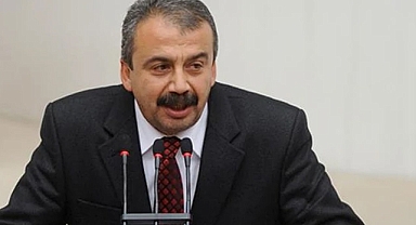 Sırrı Süreyya Önder Hayatını Kaybetti: Cenaze Programı Açıklandı