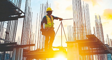 Resmi Gazete'de yayımlandı: İnşaatlarda belgesiz usta dönemi sona erdi