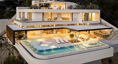 'Hiçbir lüksüm yok' diyordu, gidip 30 milyon dolara malikane aldı