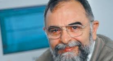 Ünlü tarihçi ve siyaset bilimci Prof. Dr. Mete Tunçay hayatını kaybetti