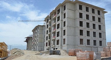 Deprem bölgesinde yıl sonuna kadar 358 bin 859 konut teslim edilecek