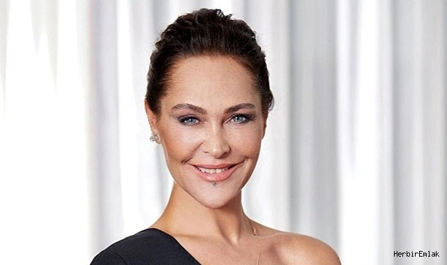 Hülya Avşar, Sarıyer’deki evinin kirasını artırmak için açtığı davayı kazandı