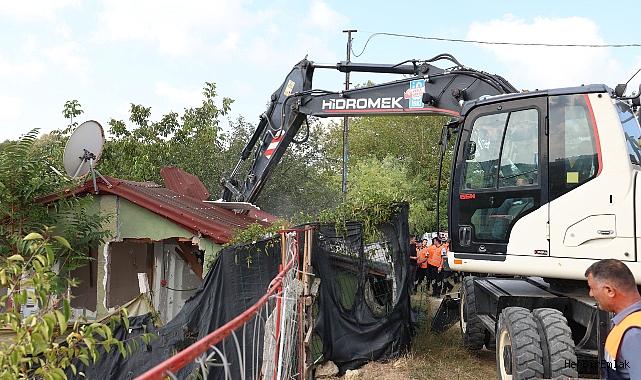 Terkos Havzası’nda kaçak yapılar kaldırıldı