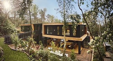 Çekilişte 2,5 milyon sterlinlik malikane kazandı, ama 'temizliği bile tüm gün sürüyor' diyerek sattı