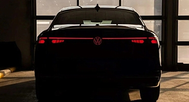 Volkswagen Passat yeniden üretime girdi: İşte fiyatı!