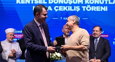 Ataşehir’de kentsel dönüşüm konutları hak sahiplerine teslim edildi