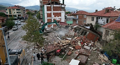 Balıkesir Sındırgı afet bölgesi ilan edildi: 6,1’lik depremlerin ardından devlet desteği devreye girdi