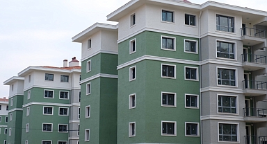 Konut fiyatları enflasyon karşısında 21 aydır düşüyor