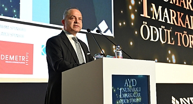 '1 numaralı markalar' ödülleri 16. AYD Alışveriş Ekonomisi Zirvesi’nde sahiplerini buldu