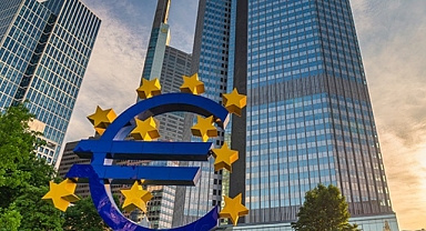 Büyüme hız kesmedi: Avro Bölgesi ekonomisi çeyreklik büyümede beklentileri aştı