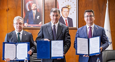 İzmir’in deprem master planı için imzalar atıldı