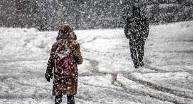 Sıcaklıklar düşüyor, Türkiye buz kesecek: 37 il için sarı ve turuncu kodlu kar alarmı