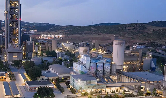 Yunanistan’ın Titan’ı, Traçim’i 190 milyon dolara satın aldı