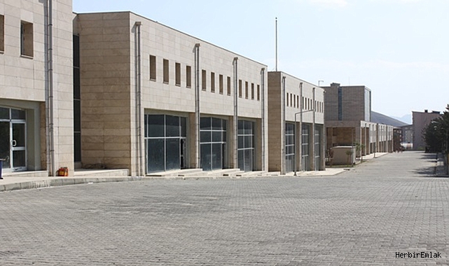 TOKİ Başakşehir’de 135 iş yeri inşa edecek