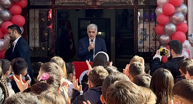 Oyak Çimento’nun “Renkli Yakalar” projesi Ünye’de bir okul bahçesini spor alanına dönüştürdü