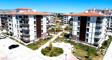 TOKİ sosyal konutlarında devir oyunu: Kura hakkı 10 katına satılıyor