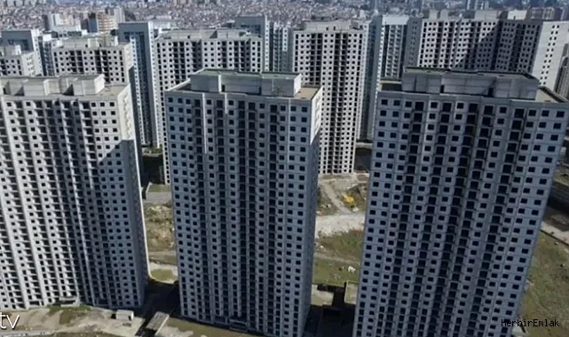 Esenyurt’ta 15 yıldır tamamlanamayan gökdelen projesinde yeni gelişme: Yeşil GYO ve Yeşil İnşaat’a kayyum atandı