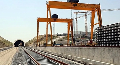 4 saatlik mesafeyi 1,5 saate düşürecek yolun test sürüşleri başladı