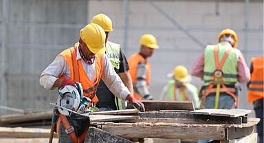 Esenler'de pazar günü inşaat yasağı başladı