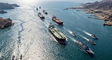 Hürmüz Boğazı açıldı: Petrol çakıldı, borsa coştu, altın tırmandı