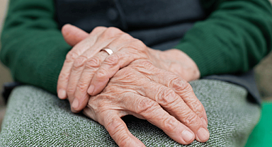 İstanbul'da yaşlılık araştırması gelir ve sağlık eşitsizliği derinleşiyor