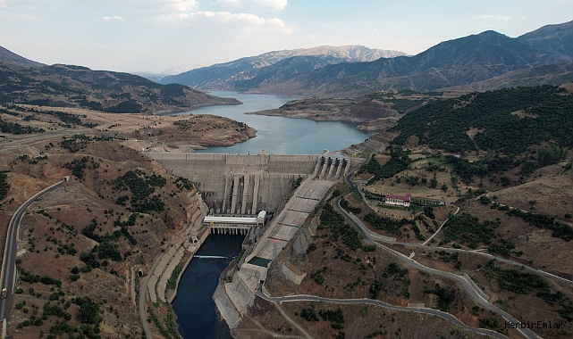 Cengiz Enerji, üç hidroelektrik santralinde 5 yılın üretim rekoruna ulaştı