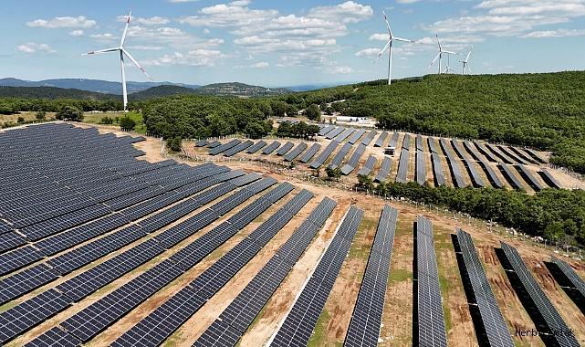Akfen Yenilenebilir Enerji FTSE4Good Endeksi'ne girdi