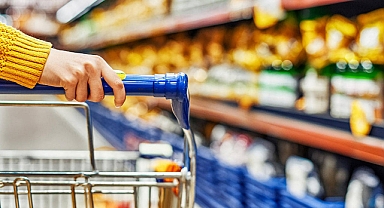 Enflasyon beklentilerindeki iyileşme güveni artırdı: Tüketici güveni 38 ayın zirvesinde