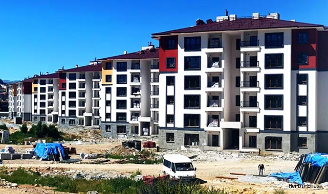 Gayrimenkul satışları yüzde 10 düştü, tapu harcı gelirleri 109 milyar TL'ye yükseldi