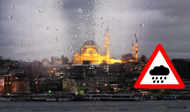 İstanbul'a yağış uyarısı: AKOM saat verdi, perşembe günü kuvvetli sağanak bekleniyor