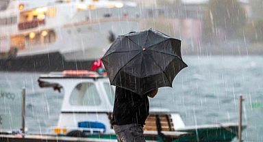 İstanbul’da hafta sonu alarmı: AKOM saat vererek uyardı, sağanak ve dolu etkili olabilir