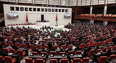 Kirada oturan emeklilere sıfır faizli TOKİ konutu için yeni adım! Meclis’e sunuldu